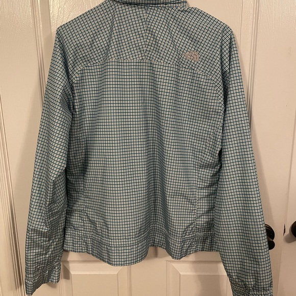 The North Face Woman’s Jacket - Picture 3 of 3